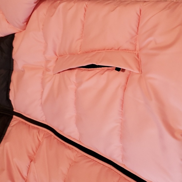 North Face Puffer Jacket size XL Excellent condition Gorgeous Ballet Pink/Black - Picture 7 of 16